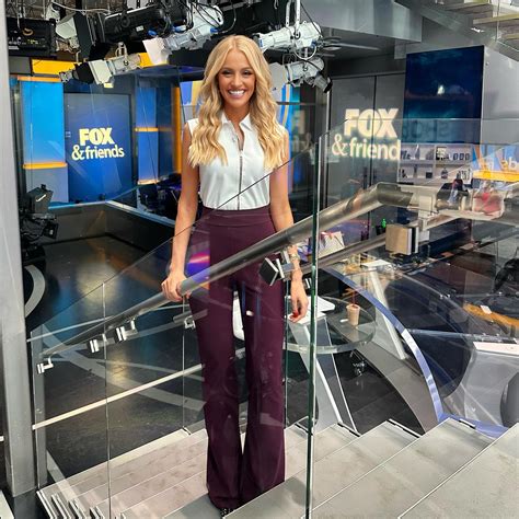 carley shimkus pics|Fox & Friends host Carley Shimkus shares adorable。